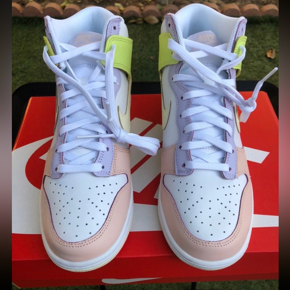 Nike Dunk High “Cashmere” Size 6.5 Women’s - Picture 3 of 10